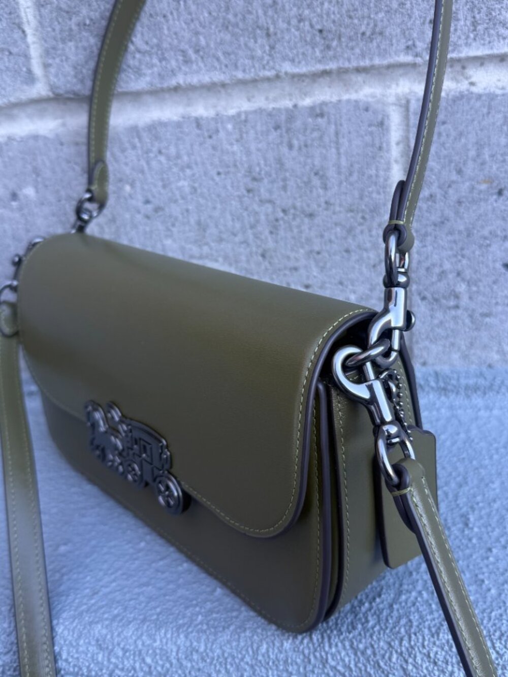 NWT！COACH Harper Shoulder Bag（CCE65）OLIVE - Picture 6 of 11